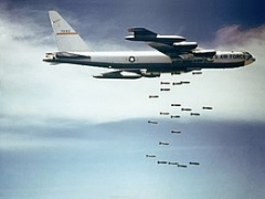 260px-Boeing_B-52_dropping_bombs.jpg